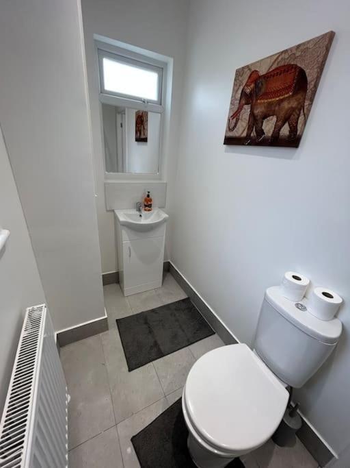 Apartmán Bali Bliss Garden Flat With Parking Enfield Exteriér fotografie
